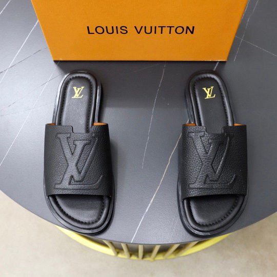 Men's Louis Vuitton Shoes-851